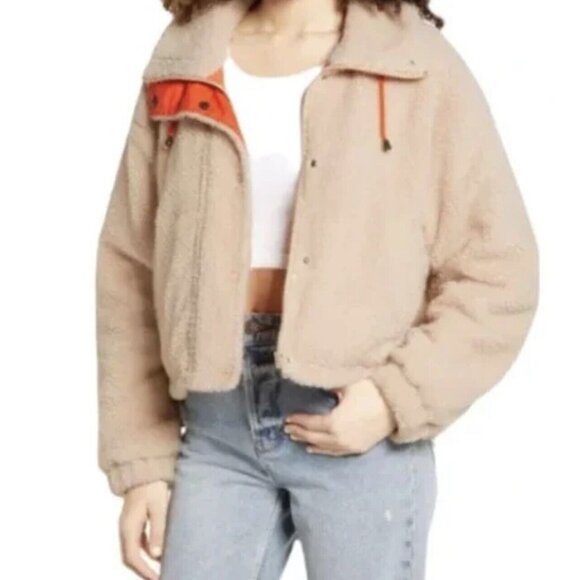 BP. Nordstrom Juniors Faux Shearling Boxy Bomber Teddy Jacket Beige Burnt Sz Med - Picture 2 of 8